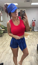 Load image into Gallery viewer, Scoop neck ribbed tank (rUby)
