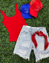 Load image into Gallery viewer, Mica boyfriend light denim jean shorts
