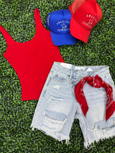 Load image into Gallery viewer, American cowgirl trucker hat RED
