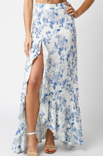 Load image into Gallery viewer, Dailey blue floral ruffle slit maxi skirt
