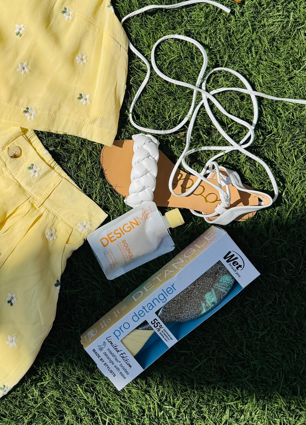 Yellow burst limited edition pro detangler wet brush