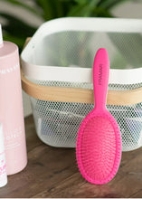 Load image into Gallery viewer, Pinky swear Detangler brush
